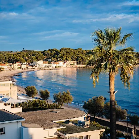 Grand Hotel Des Sablettes Plage, Curio Collection By Hilton-2